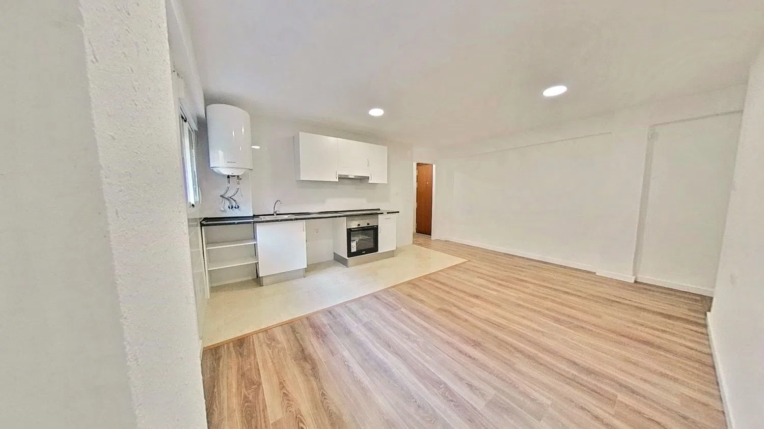 Piso en Barrio Tormos - Foto 2