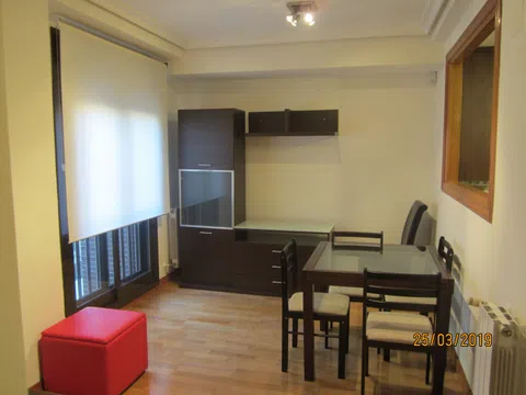 Piso en calle de Embajadores, 258