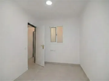 Piso en  Carrer de Rodrigo Caro 40 - Foto 5