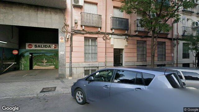 Vista de la calle de Piso en Calle Granada, 43