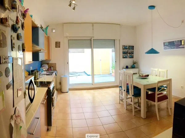 Chalet adosado en paseo del Vint-i-dos de Juliol, 550 - Foto 6