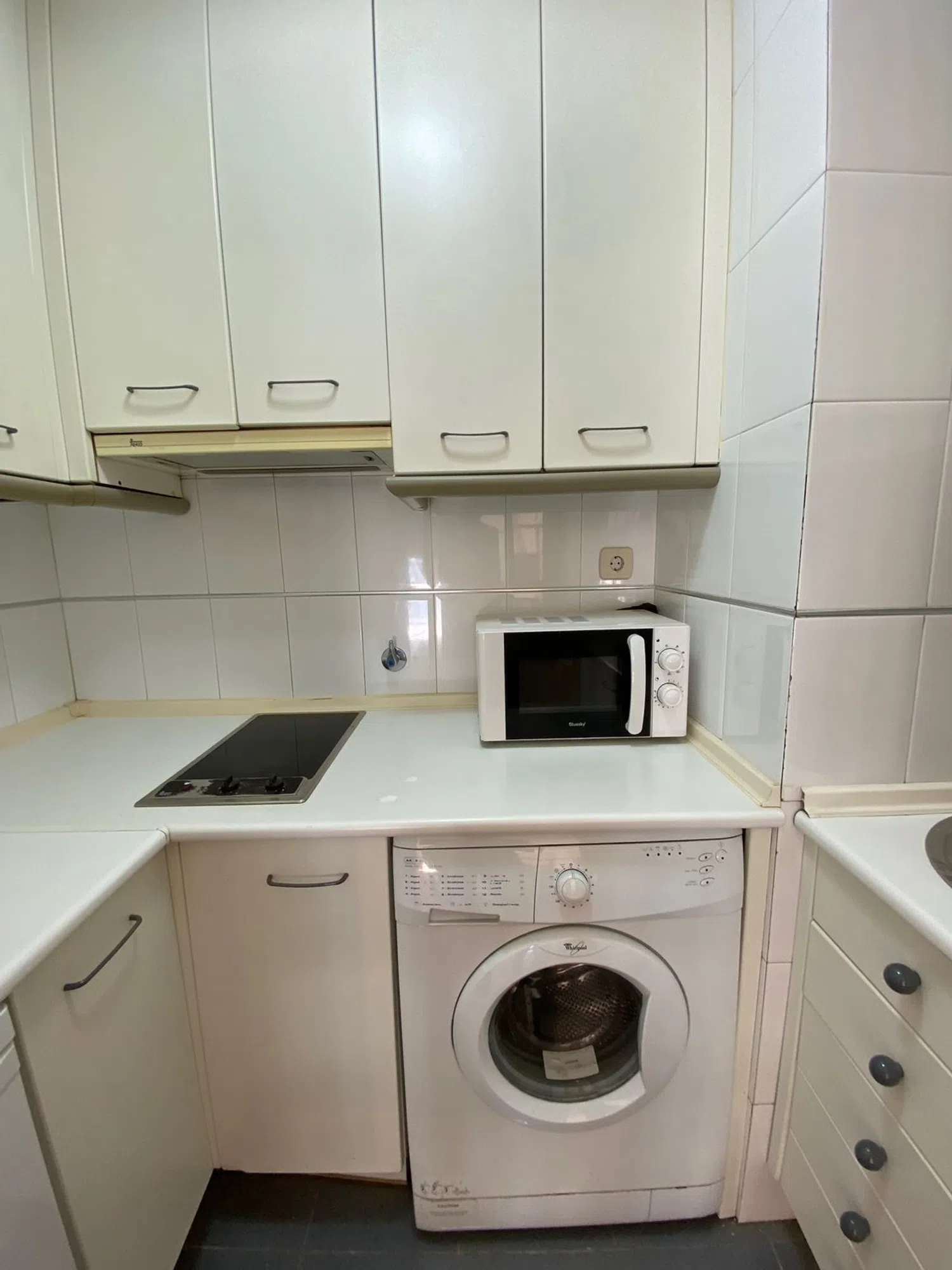 Estudio en calle de la Infanta Mercedes, 67 - Foto 10