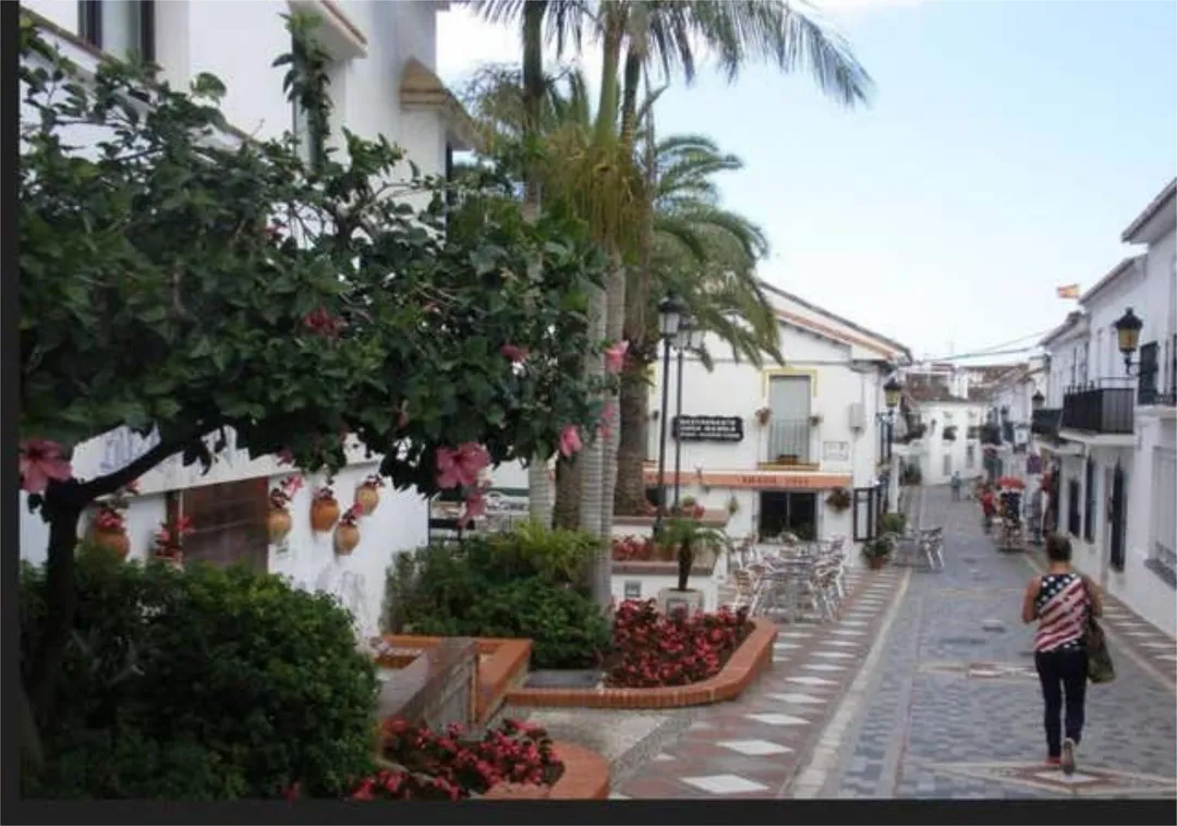 Piso en Benalmadena pueblo - Foto 1