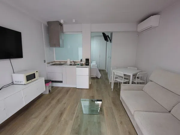 Estudio en calle de Balaguer, 18 - Foto 4