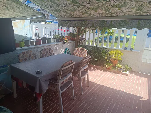 Chalet adosado en calle Costa Rica, 21 - Foto 1