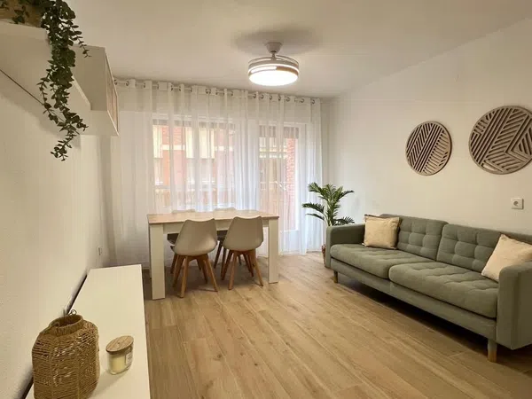 Piso en Gran Vía de Tàrrega Monteblanco, 36, Zona Ensanche-Parque oeste - Foto 1