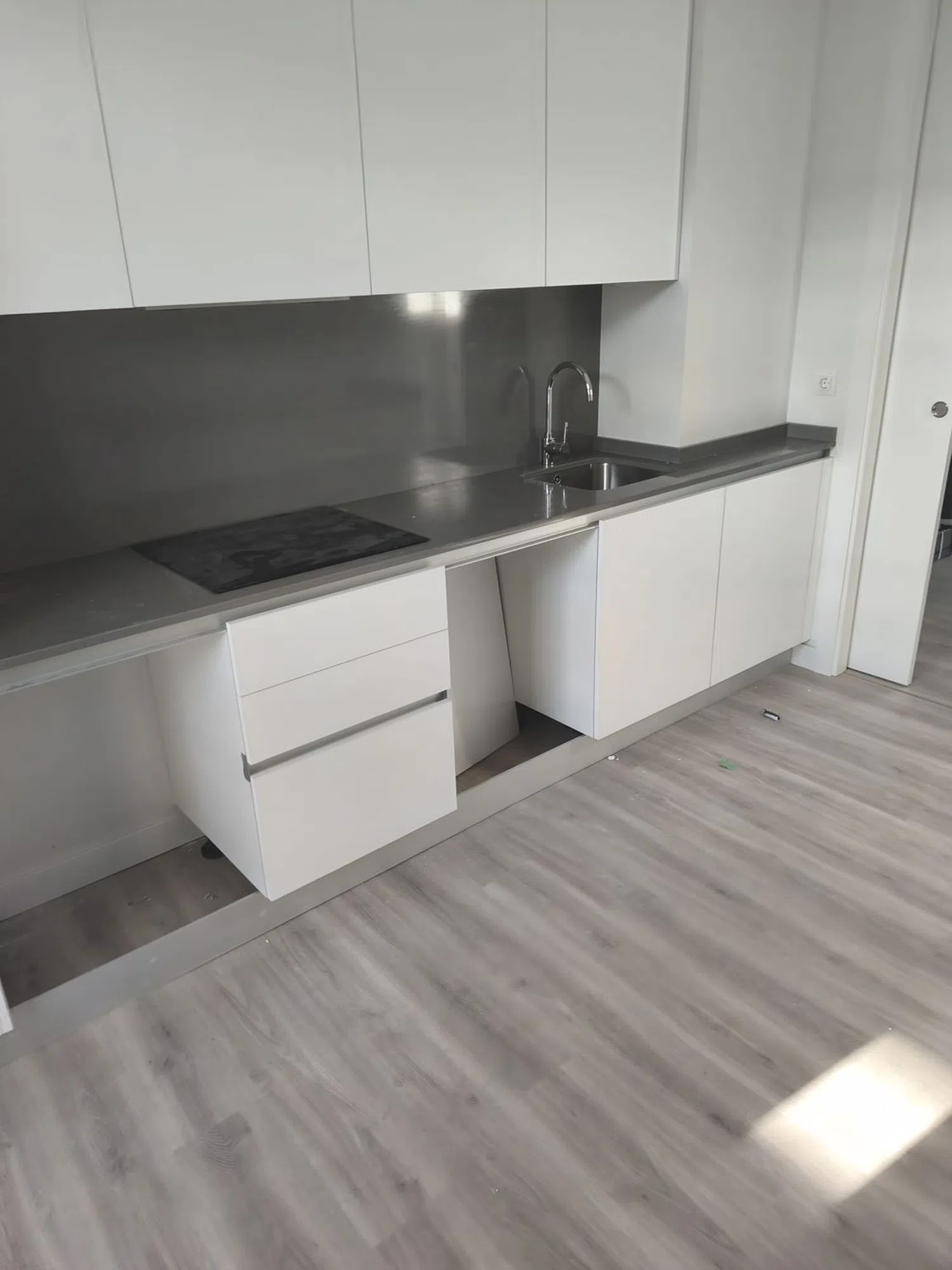 Chalet adosado en avenida de Palmas Altas, 7 - Foto 3