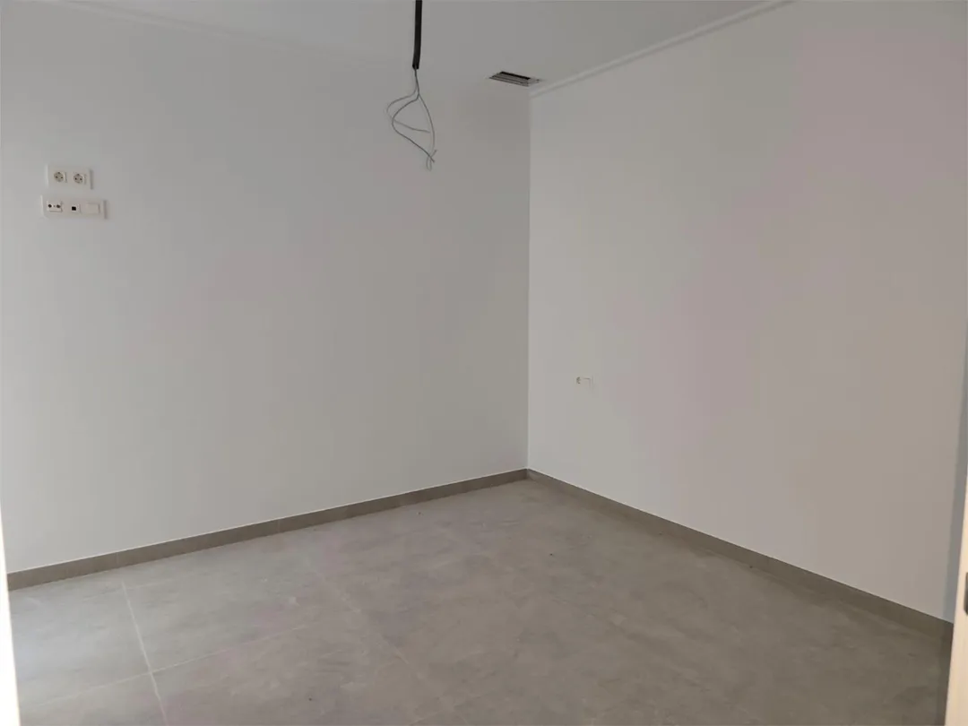 Piso en  Carrer Carlos Antón Pastor 58 - Foto 4