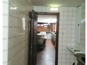 Local comercial en  Calle Escultor Laviada 8 - Foto 8