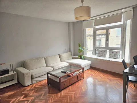 Piso en calle Recoletos, 20