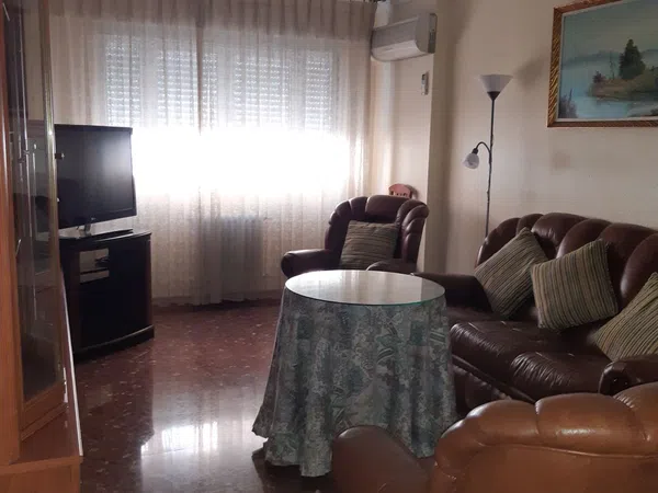 Piso en calle Doctor Sánchez Mariscal, 6 - Foto 2