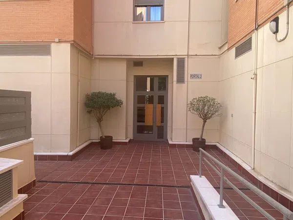 Piso en Calle Héroes de Chernóbil, 2, San Cayetano - Foto 1