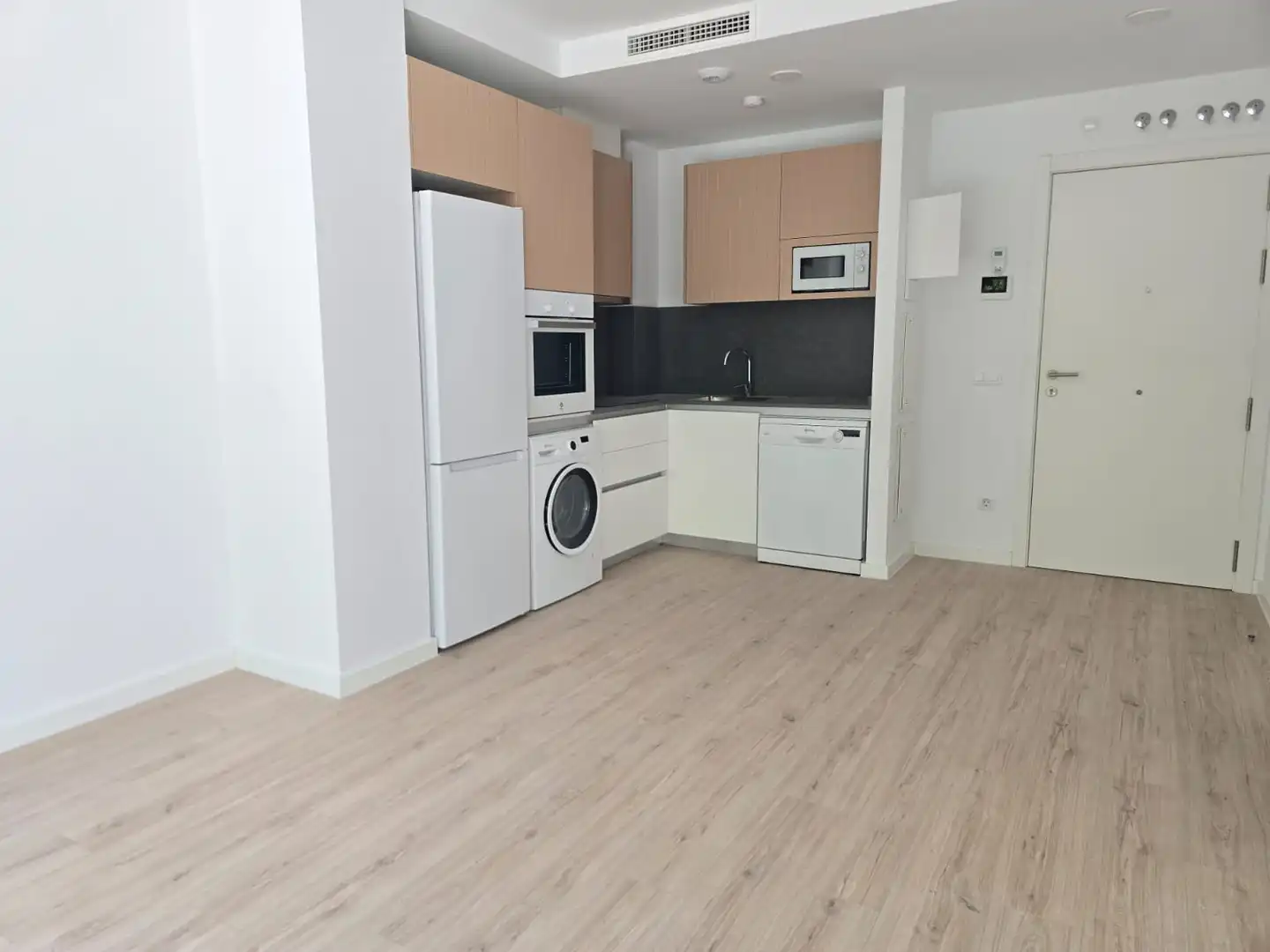 Piso en  Carrer de Ramon Llull 428X - Foto 2