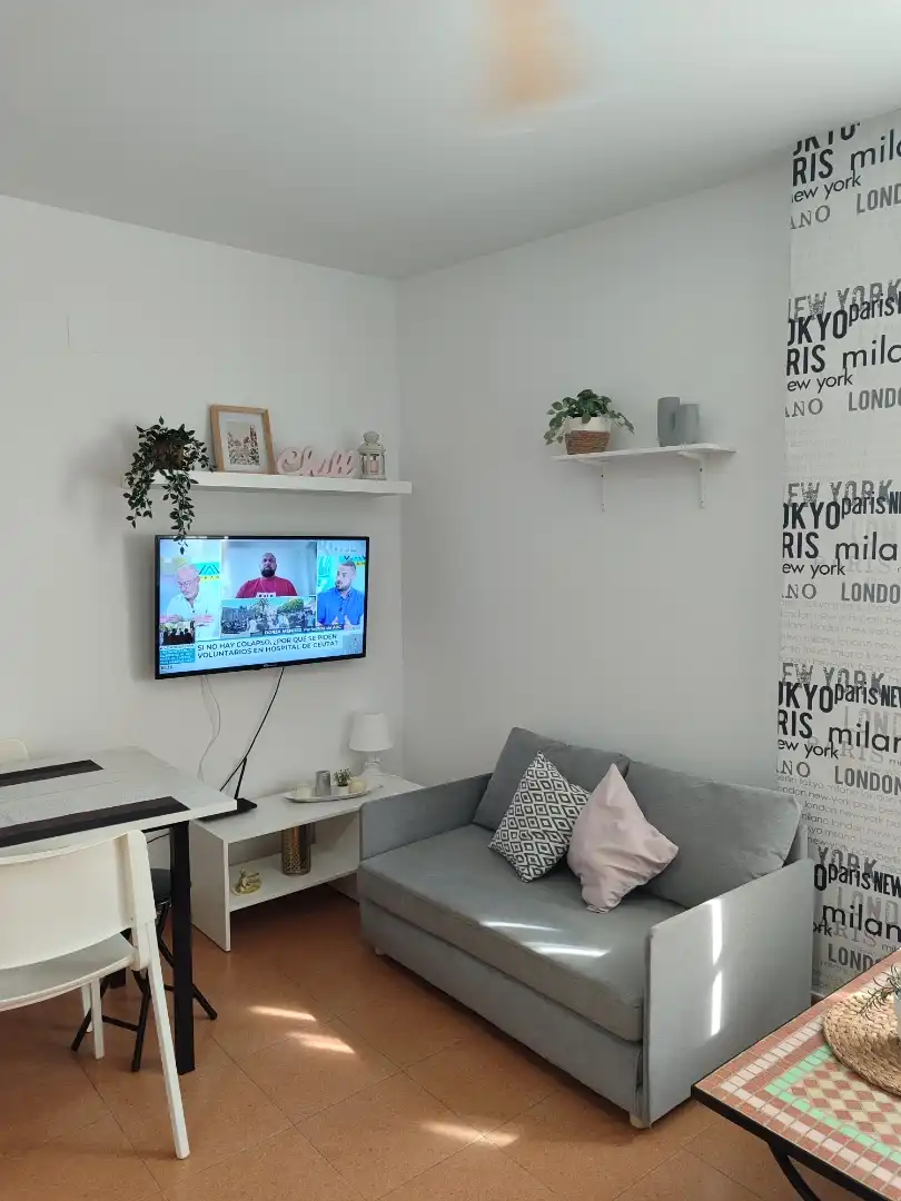Apartamento en  Calle Sanlúcar de Barrameda 8 - Foto 2