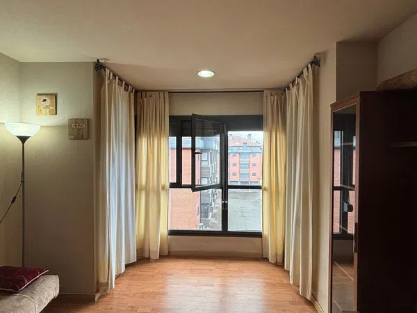 Piso en Urbanización Puerta Cantábrica, 11 - Foto 4