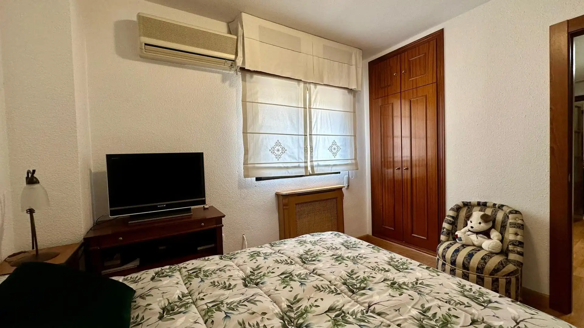 Piso en  Calle Torre de Peralada 3 - Foto 8