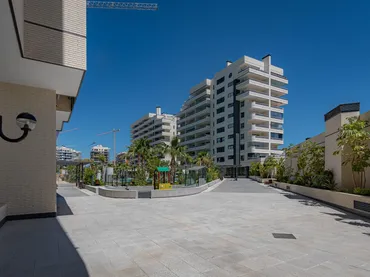 Piso en  Avenida MAESTRO JOSE GARBERI SERRANO - Foto 36