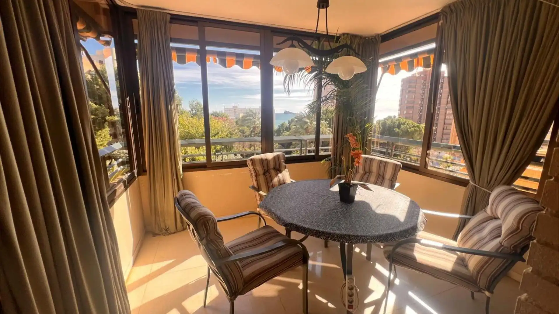 Piso en  Avinguda Marina Baixa 4 - Foto 2