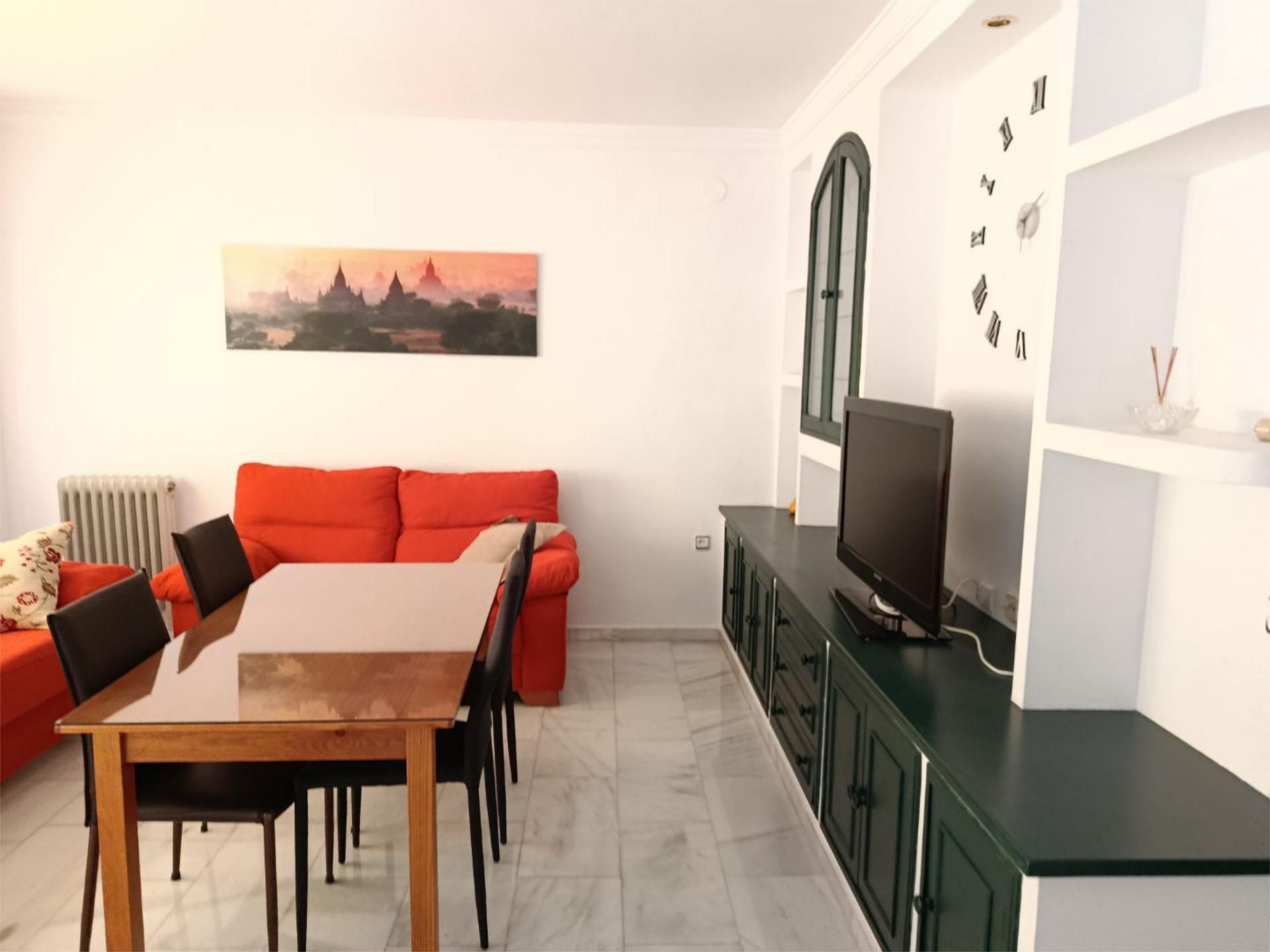 Casa adosada en  Avenida de la Argentinita 9 - Foto 2