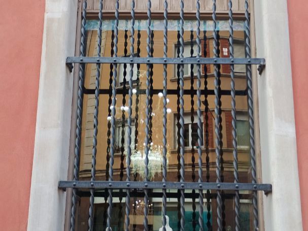 Local comercial en  Plaça de Mossèn Jacint Verdaguer 18 - Foto 3