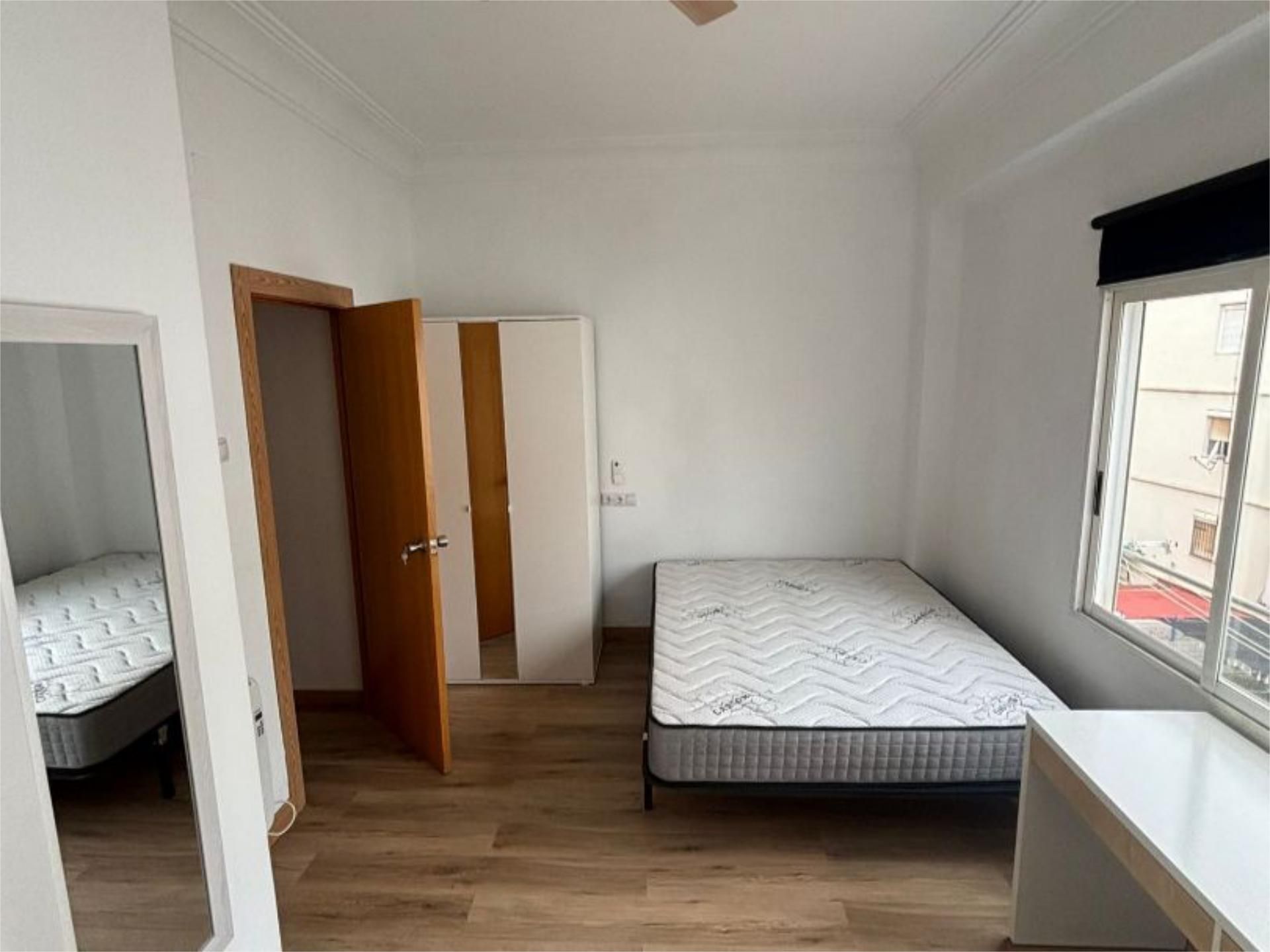 Piso en  Carrer de Vicent Ballester 14 - Foto 27