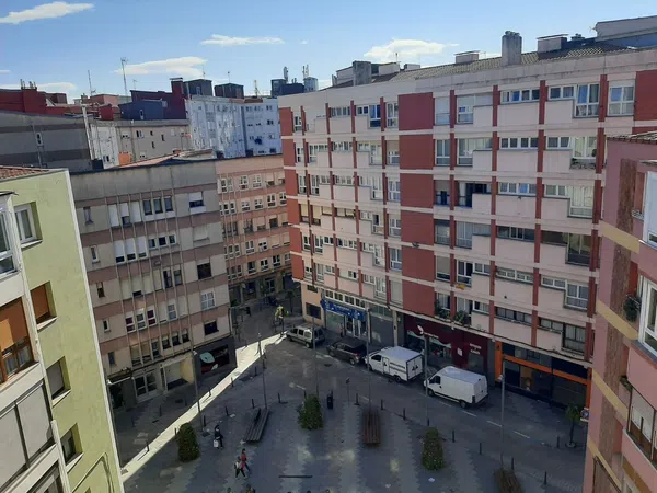 Piso en Calle de Valentín Lavín Casalís, 10 - Foto 2