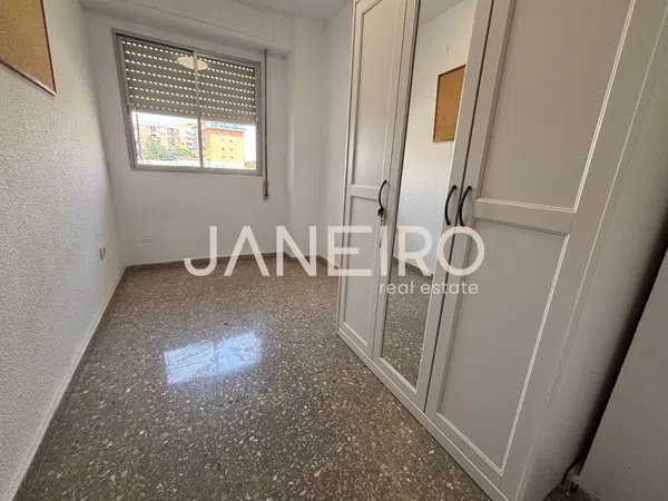 Piso en Avenida de la Constitució, Torrefiel - Foto 14