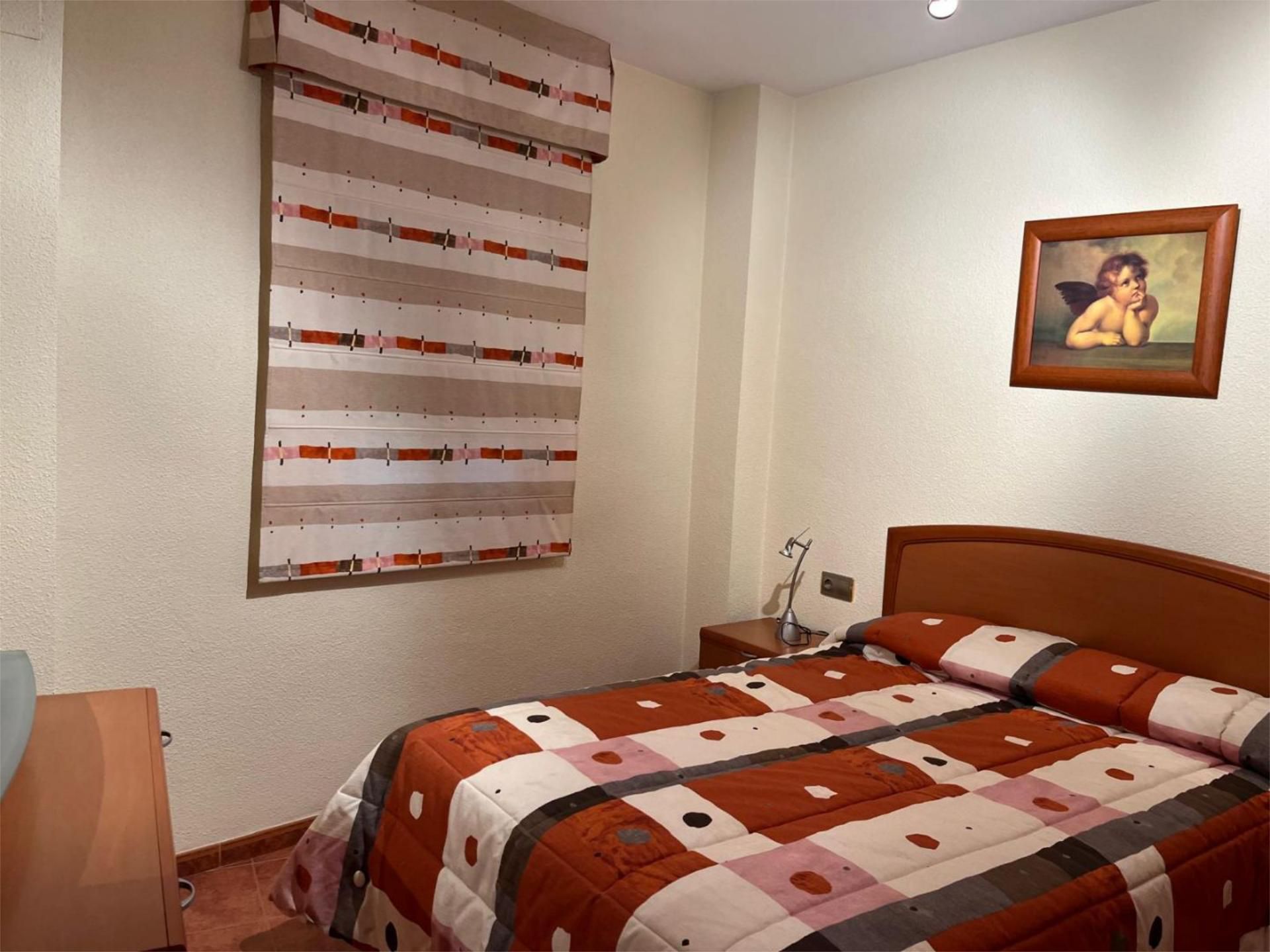 Piso en  Calle Mayor de Santa Marina 9 - Foto 9