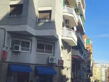 Piso en  Carrer de Rafael Campalans 113 - Foto 4