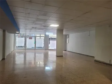Local comercial en Collblanch Sants - Foto 4