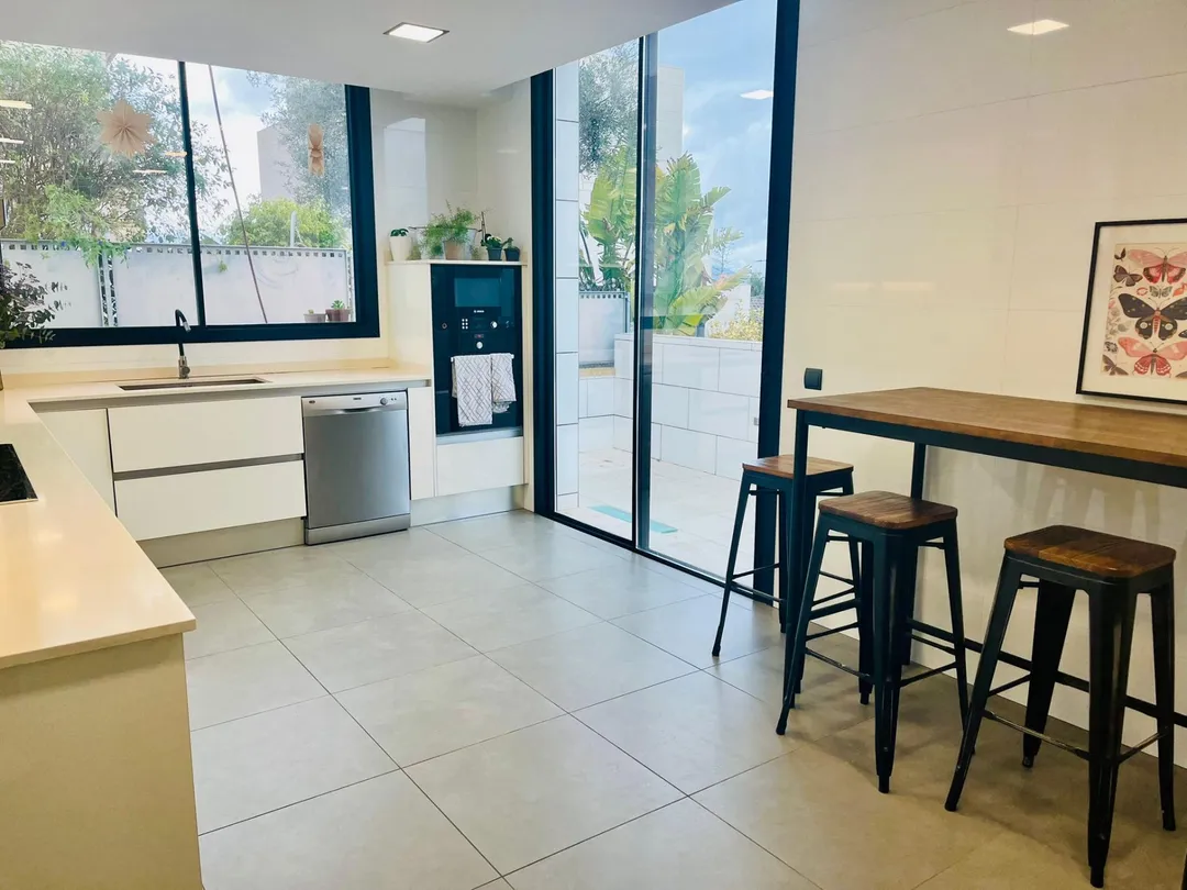 Chalet en  Carrer de la Camamilla 18 - Foto 8