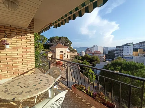 Piso en calle de L'Ermita, 7