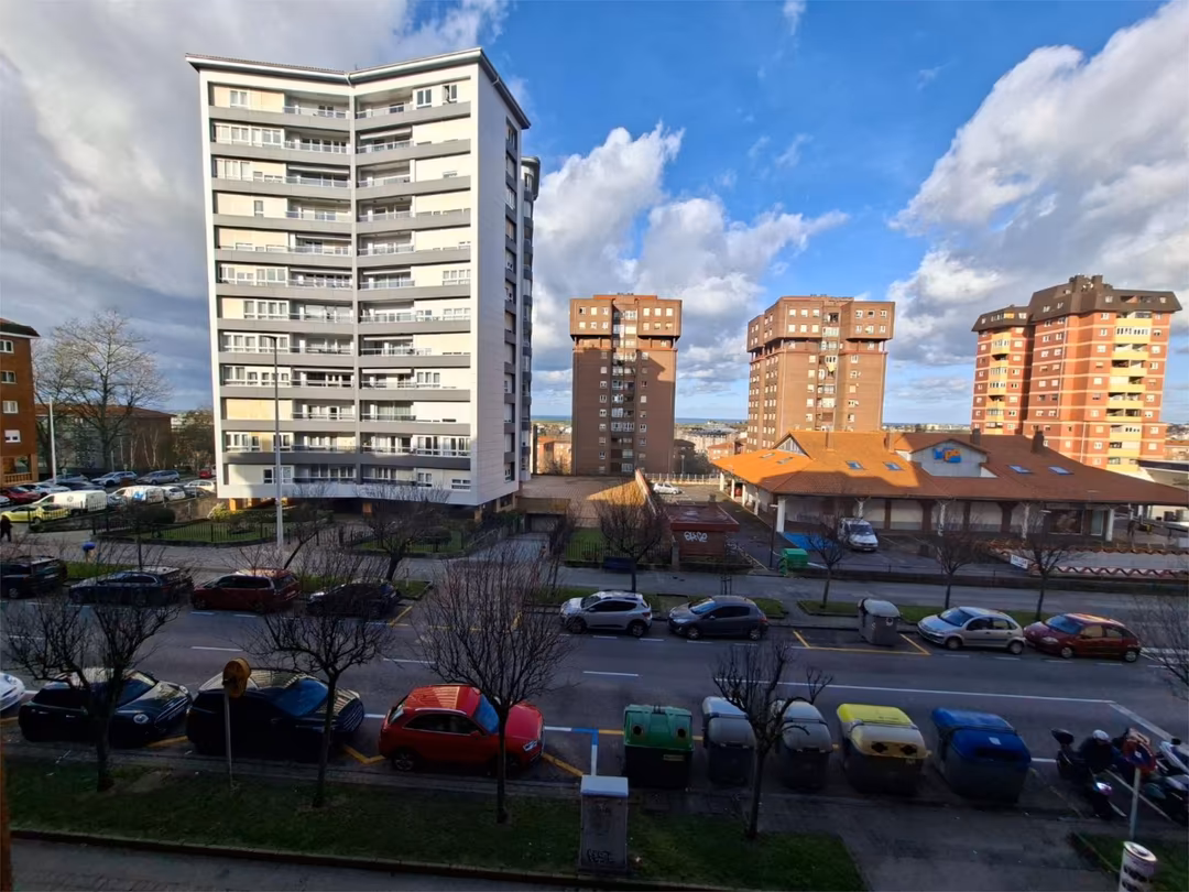 Piso en  Avenida Herrera Oria 31B - Foto 20