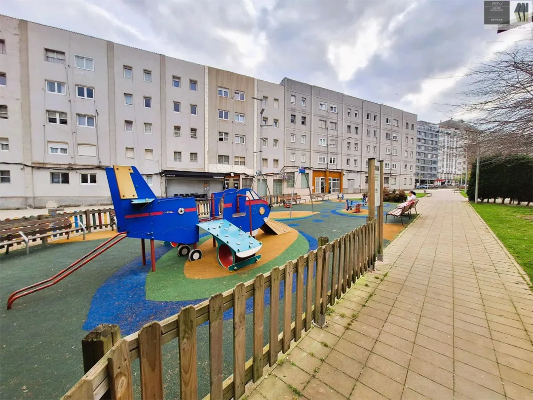 Piso en  Calle Monasterio de Cines 2 - Foto 2