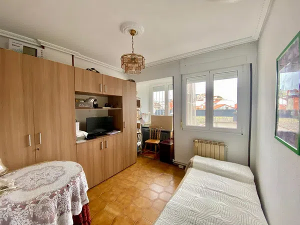 Piso en Castilla - Hermida - Foto 6