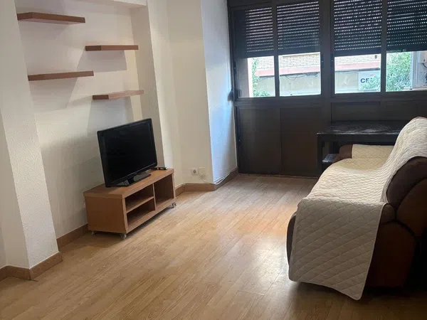 Piso en calle de José Grollo, 103 - Foto 1