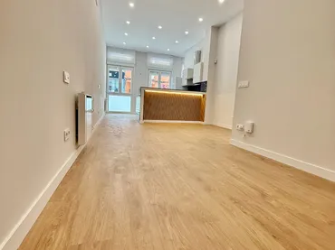 Estudio en  Calle de Martínez de la Riva 76 - Foto 4