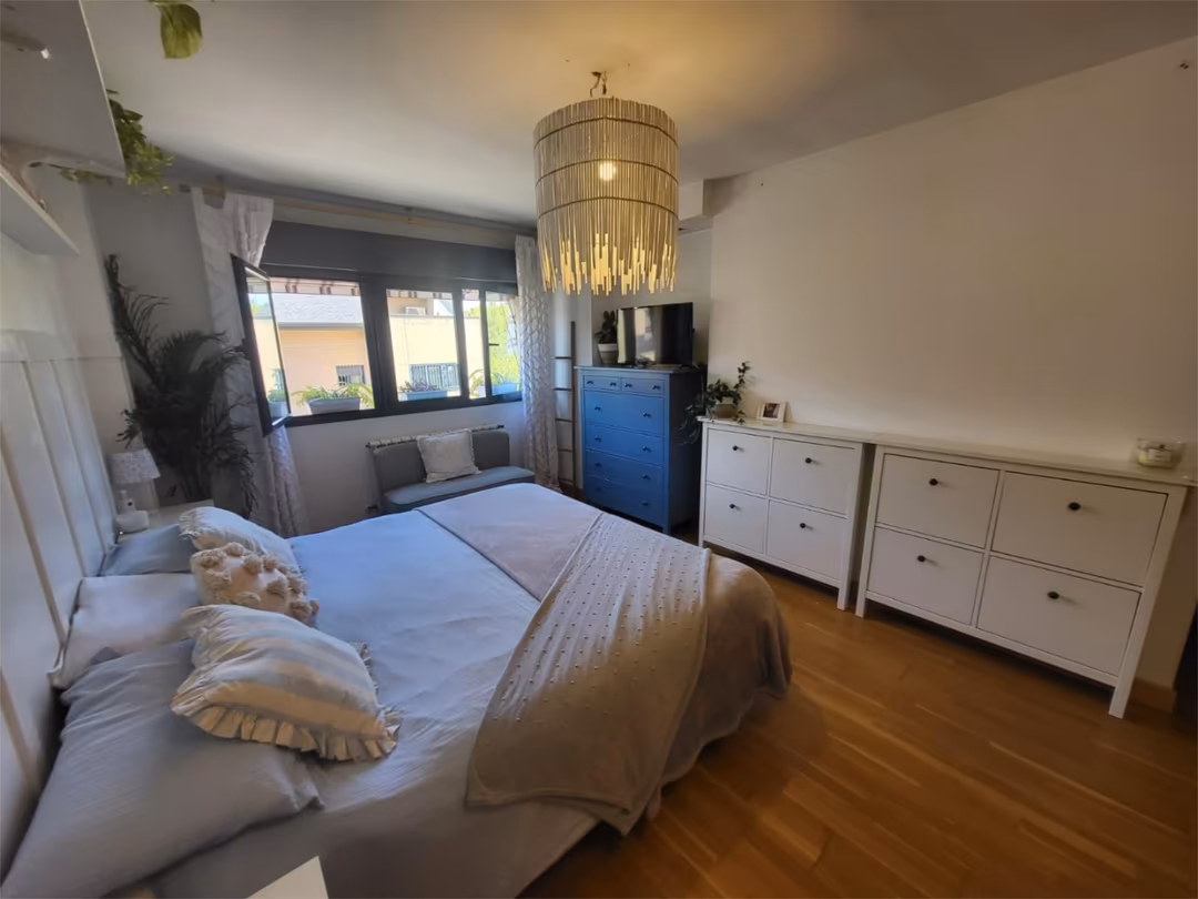 Chalet en  Calle Manuel Vázquez Montalbán 19B - Foto 2