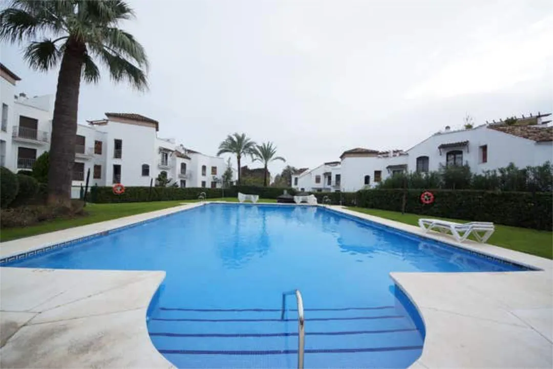 Apartamento en LA TORRE, LOS ARQUEROS, BENAHAVIS - Foto 1