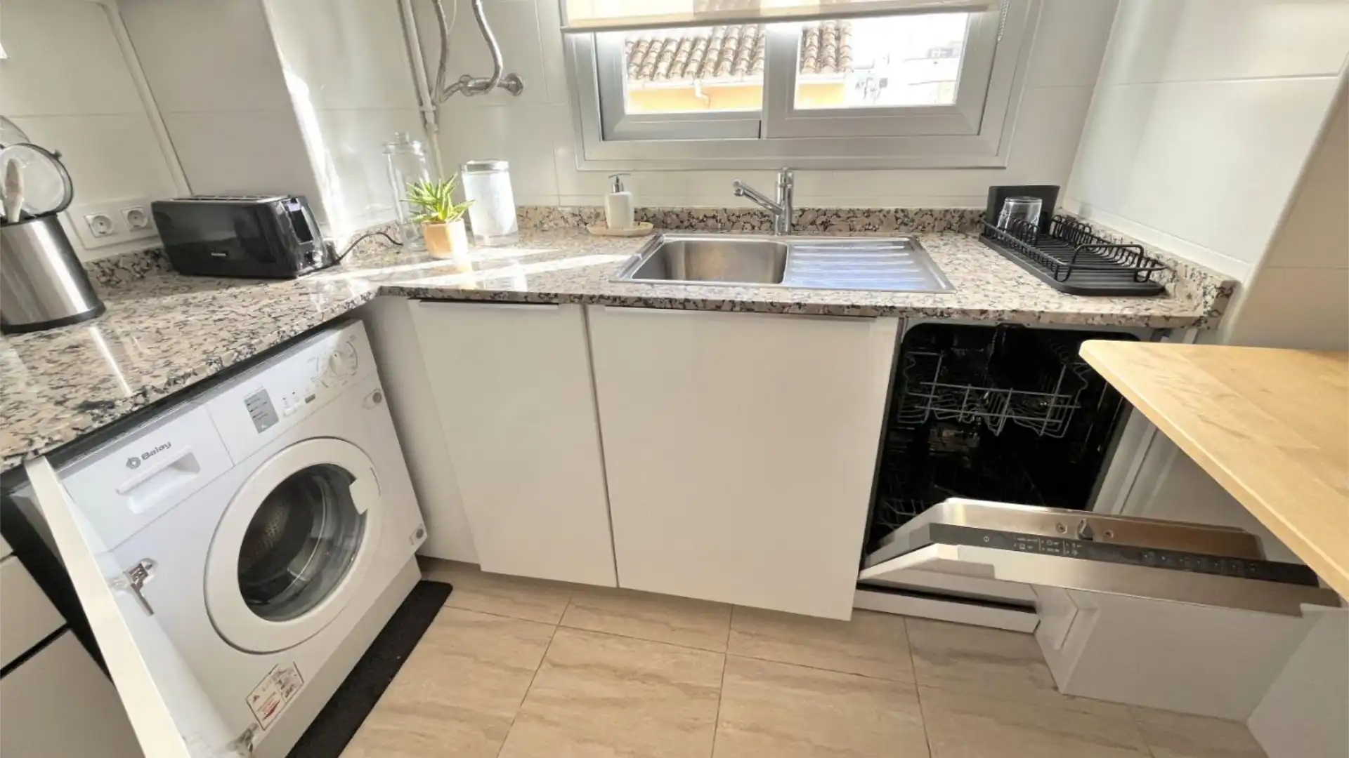 Piso en  Carrer del Pare Guillem Vives 4 - Foto 12