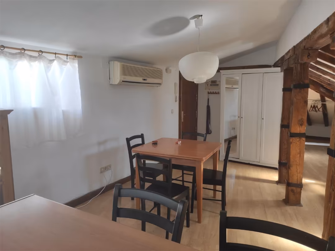 Apartamento en  Calle de las Huertas 20 - Foto 2
