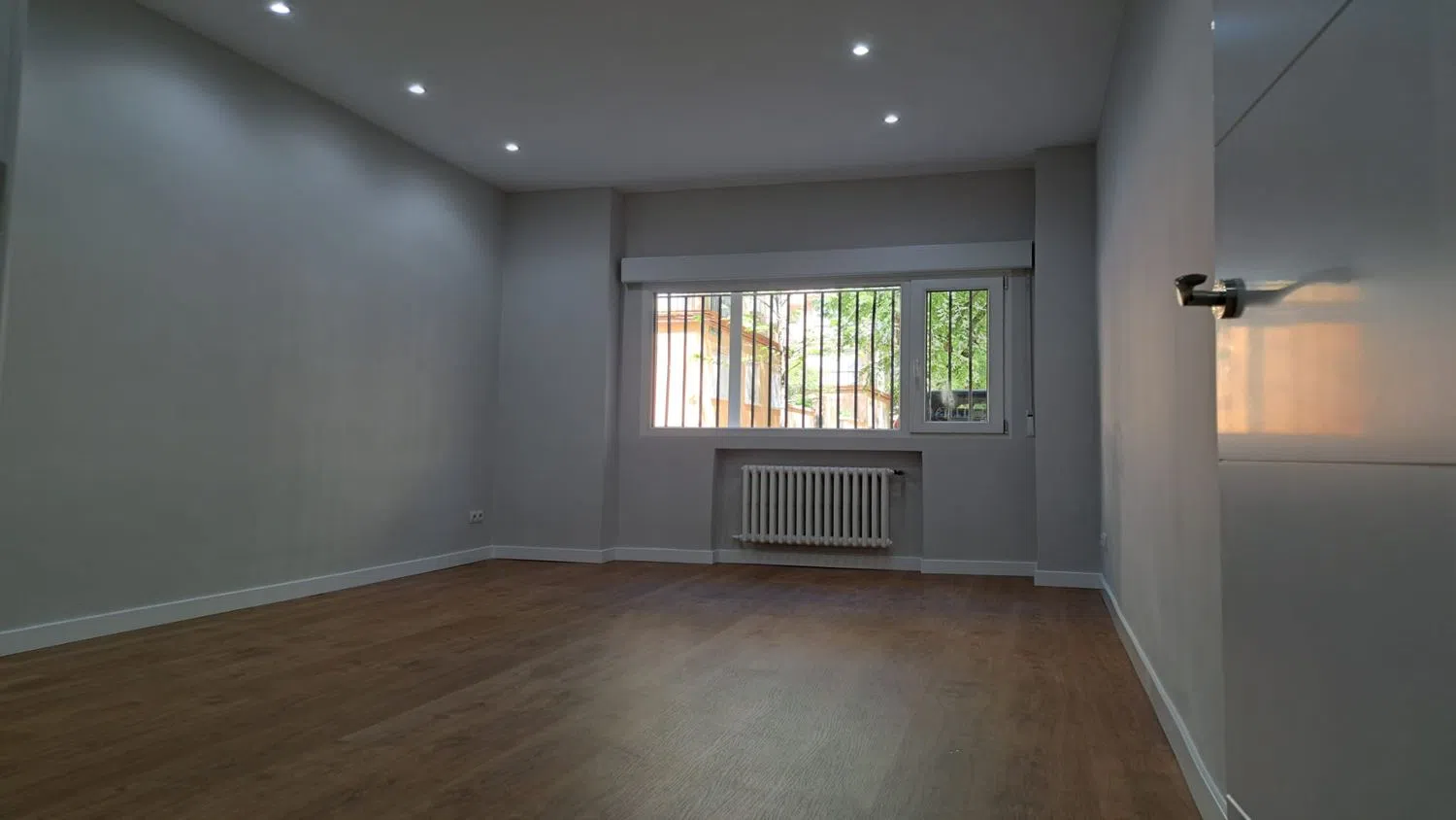 Piso en avenida del General Perón, 3 - Foto 3