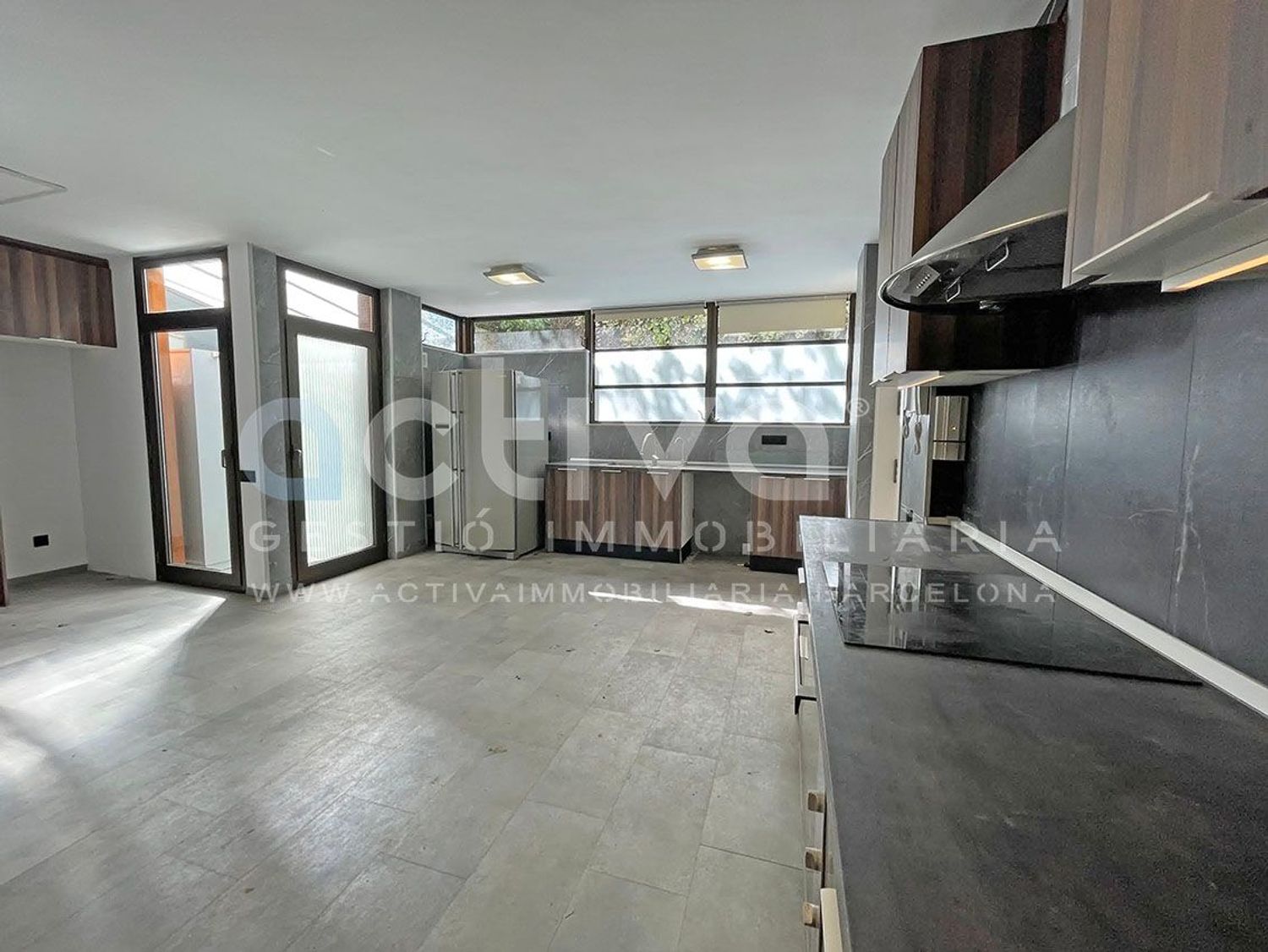 Chalet pareado en La Miranda - Ciutat Diagonal - Foto 9
