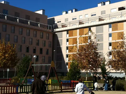 Estudio en calle de Puente la Reina, 39