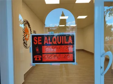 Local comercial en plaza clara campoamor - Foto 1