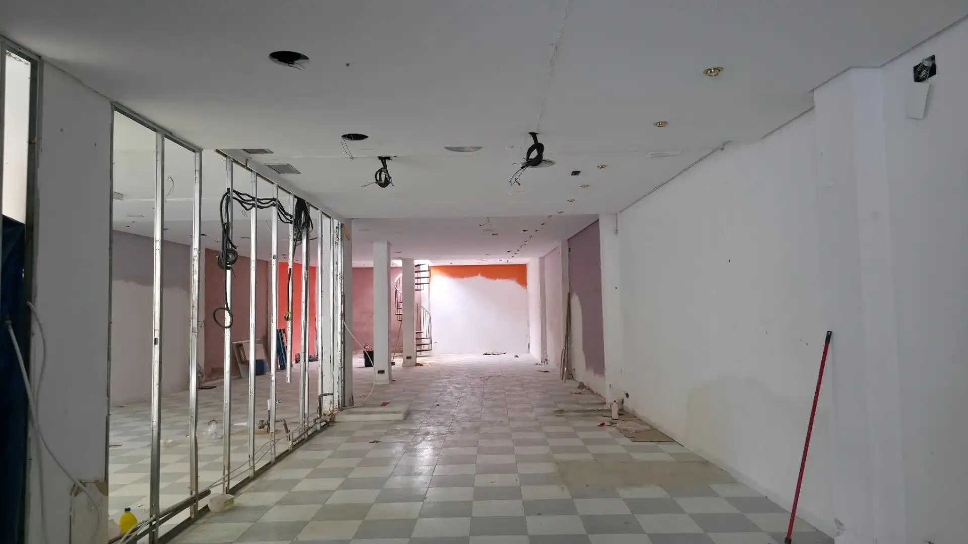 Local comercial en  Calle PRIMERO DE MAYO - Foto 4