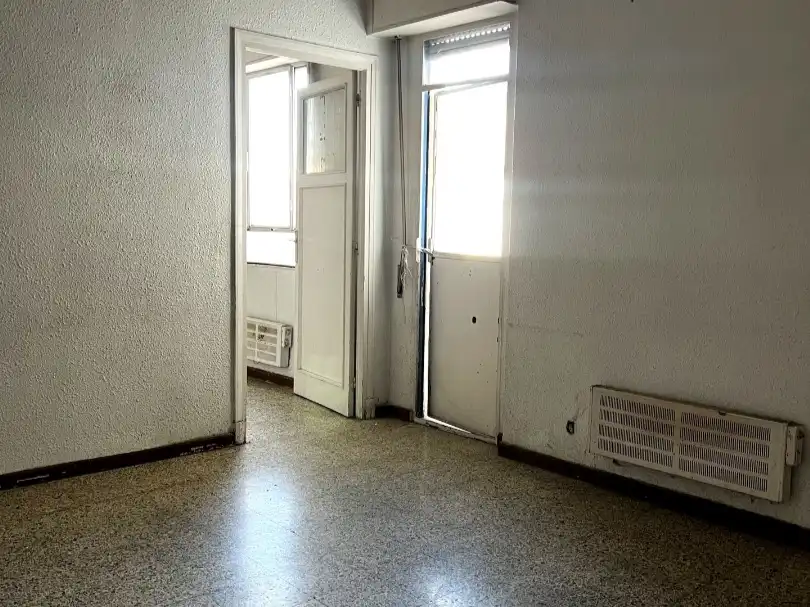 Piso en  Calle de Portugal 4 - Foto 8
