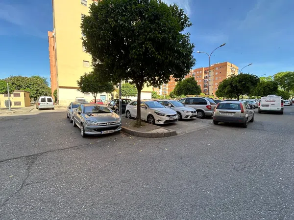 Piso en Avenida de las Ciencias - Foto 7