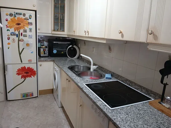 Piso en avenida los Claveles, 31 - Foto 2