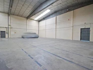 Nave Industrial en  Carrer Carrer Motors 306 - Foto 7